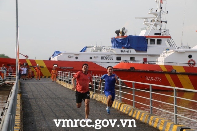 A picture containing sky, outdoor, boatDescription automatically generated