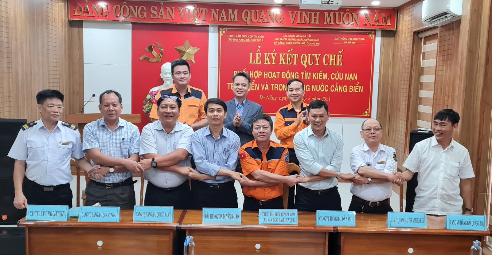 Tìm kiếm, cứu nạn VV88.com chính thức nhà cái